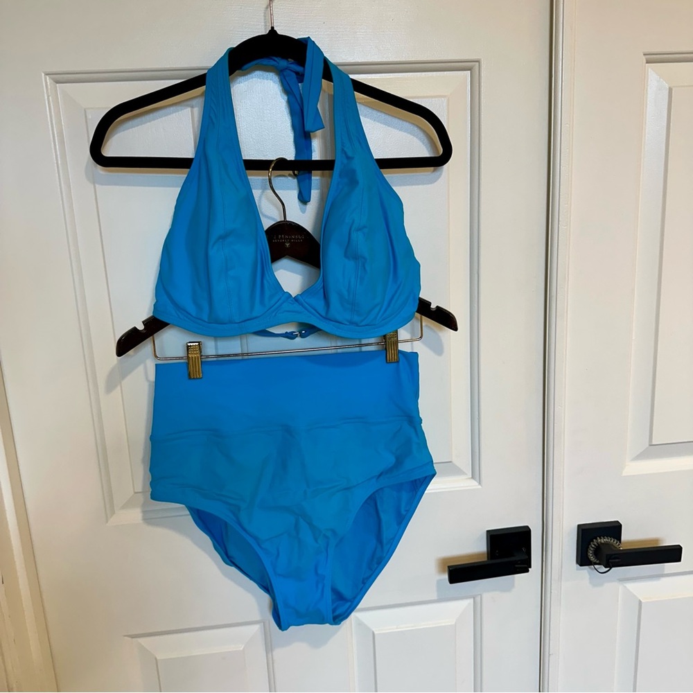 SUNSETS BARE NECESSITIES 2piece top size 40E/38F/36G bottom size 14